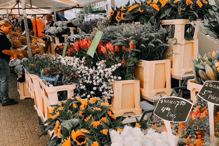 Street market in Amsterdam full of flowers