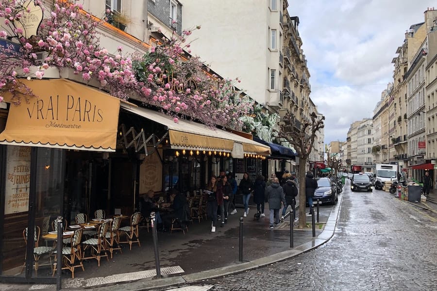 Weekend in Paris - Paris cafe 