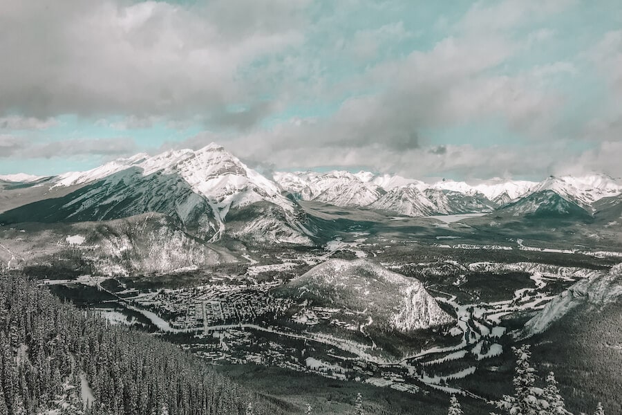 Banff winter activities 