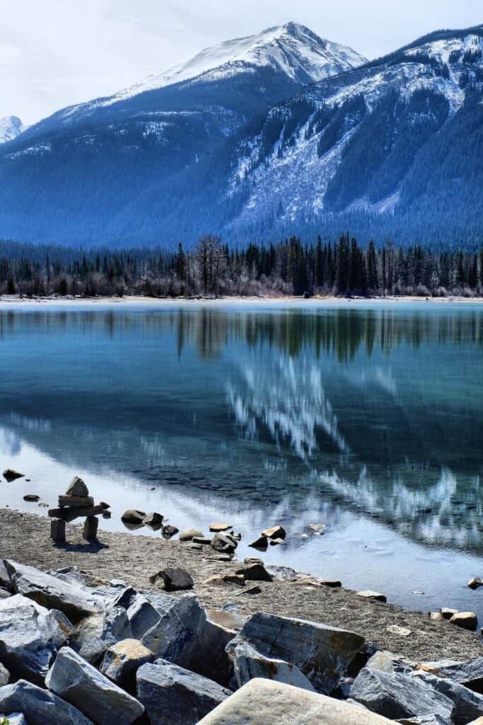 Winter mountains and a glass like lake