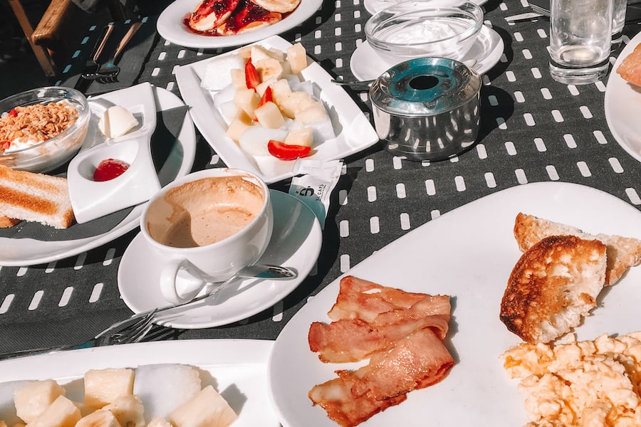 one day in Barcelona - breakfast layed out