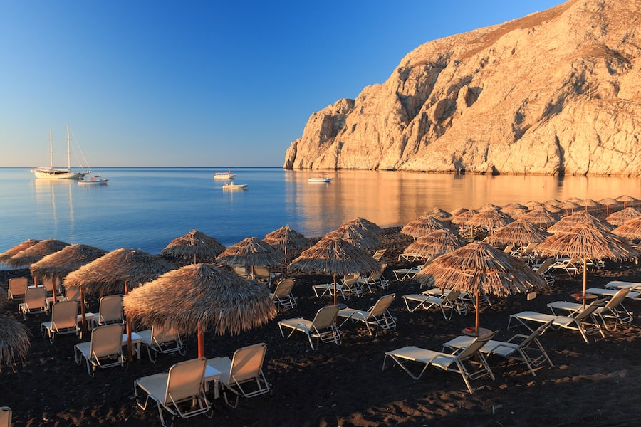 Kamari beach at sunrise - Santorini