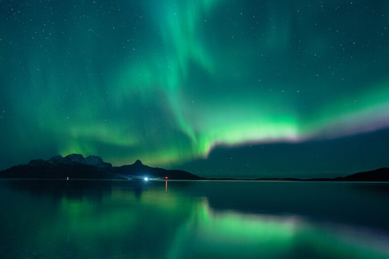 5 Best Places to Chase The Northern Lights in Norway 