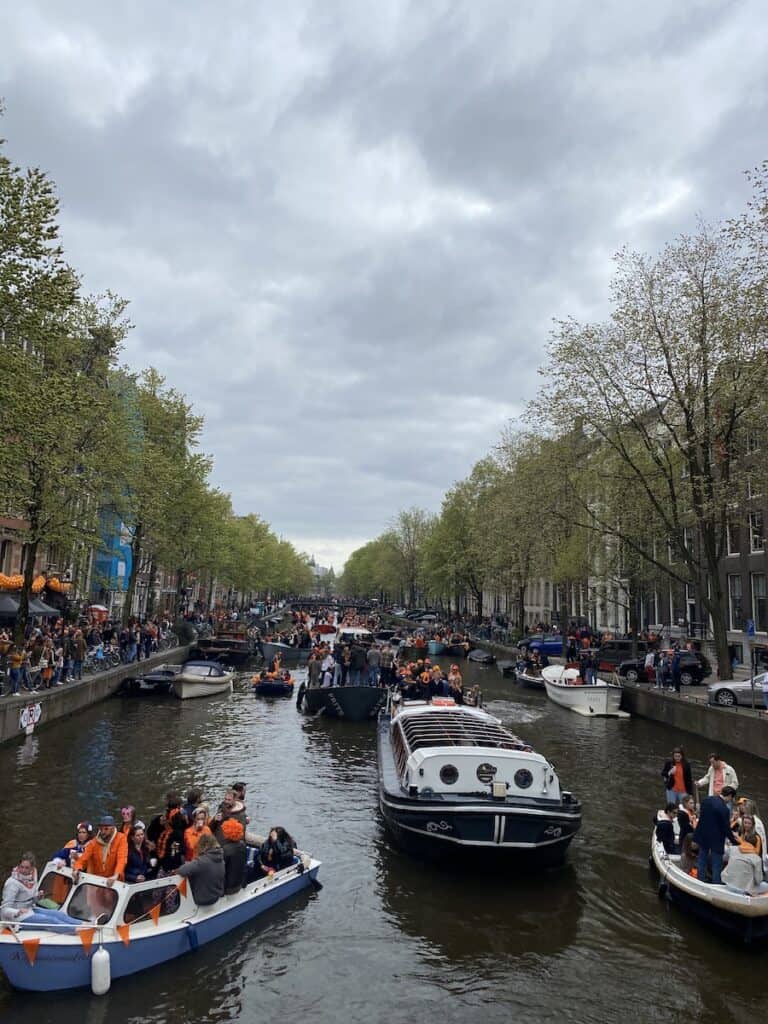 Kings day canals