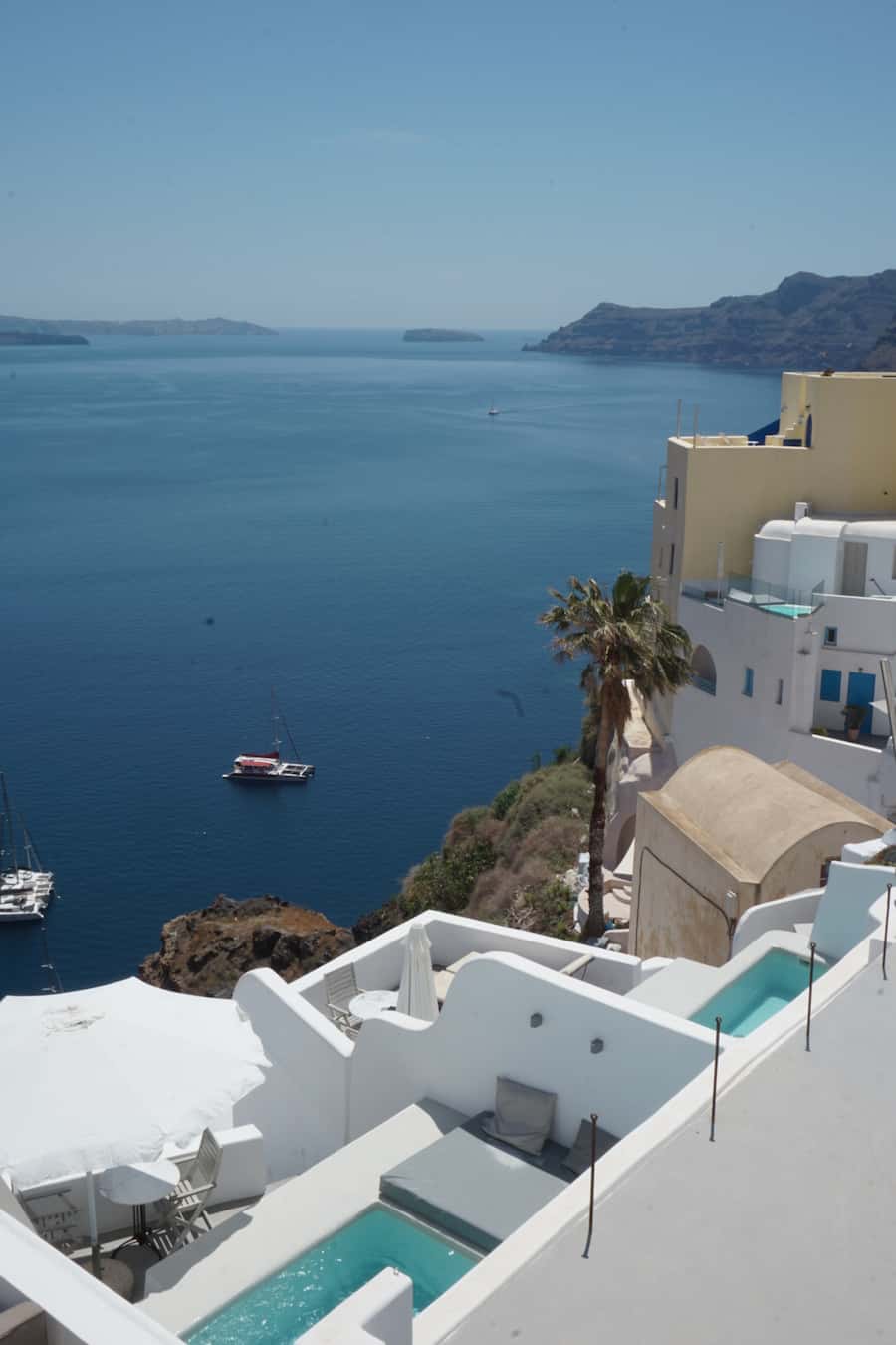 14 Best Things to do in Oia, Santorini, Greece - SSW.