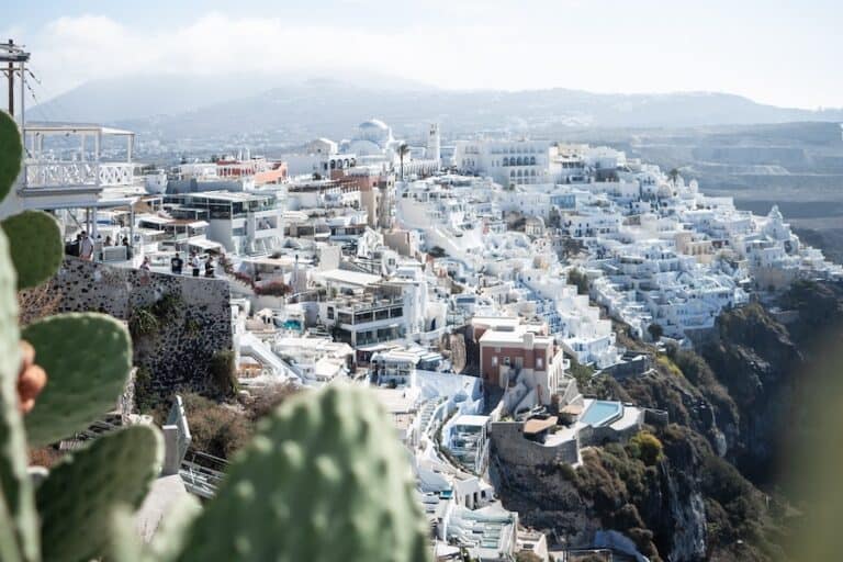 8 Amazing Things to do in Fira, Santorini, Greece