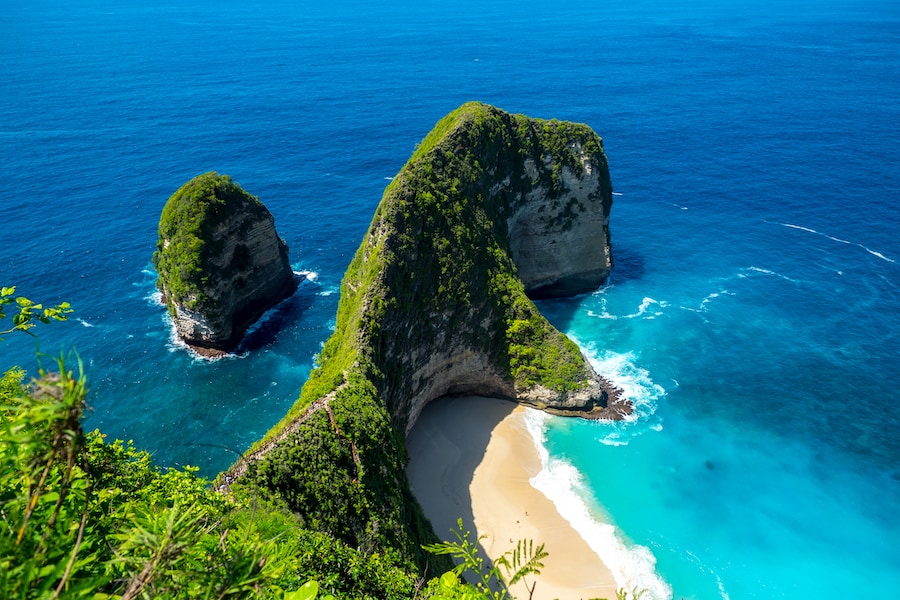 Nusa Penida, Bali, Indonesia. Manta Bay or Kelingking Beach on Nusa Penida Island, Bali. Nusa Penida is one of the most famous tourist attraction place to visit in Bali.